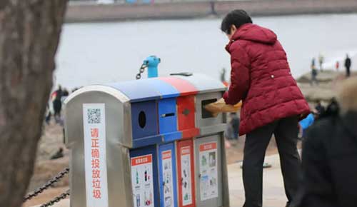 如何分類生活垃圾？四色垃圾桶，收納種類各不同